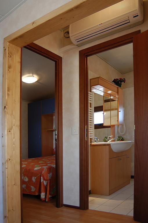 Acquaviva Village Camping Портоферрайо Номер фото