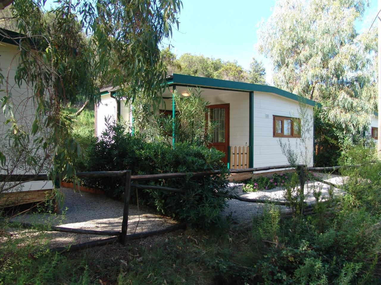 Acquaviva Village Camping Портоферрайо Экстерьер фото