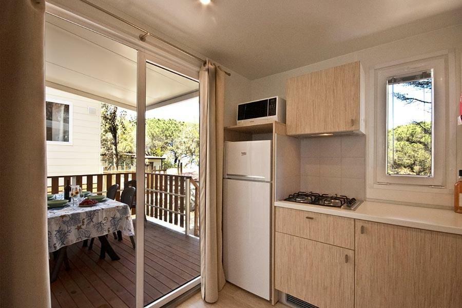 Acquaviva Village Camping Портоферрайо Экстерьер фото
